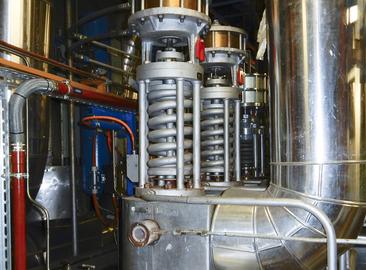 Предохранительные клапаны парогенераторов с оптимизированной формой проточного канала на АЭС Дукованы
