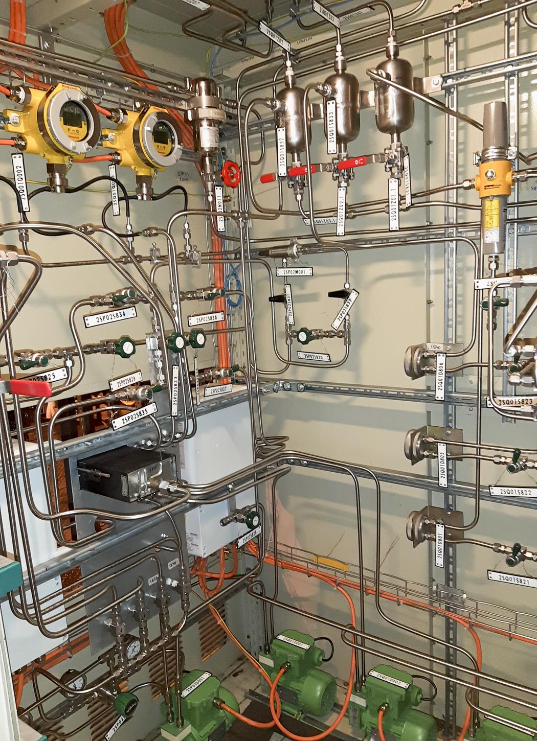 Модернизация газоанализатора водорода на АЭС Темелин